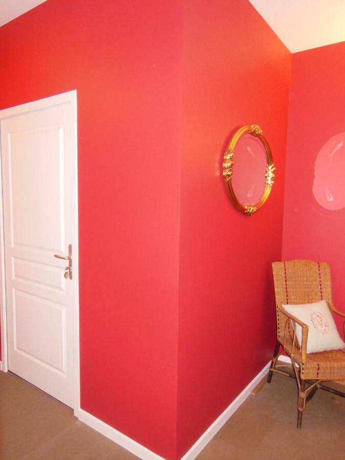 Les Fontenottes Bed & Breakfast Besancon Exterior photo