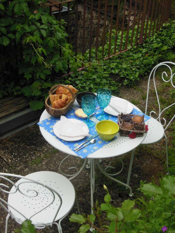Les Fontenottes Bed & Breakfast Besancon Exterior photo